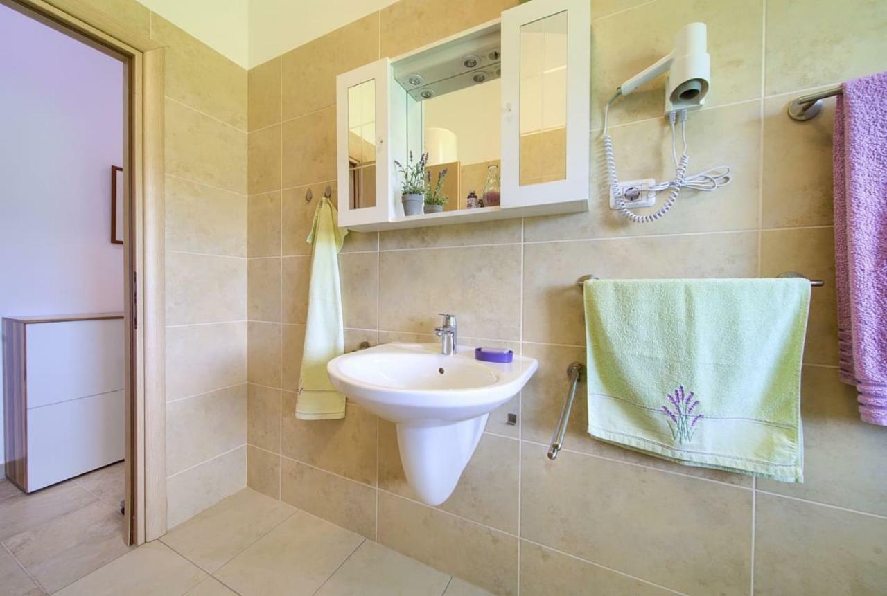 Apartment Sabina Soline Соліне Екстер'єр фото